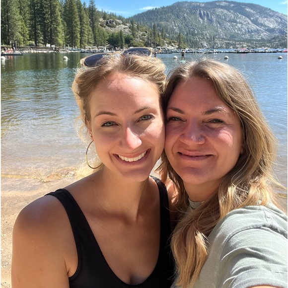 Hi, I’m Destiny. - Picture 1 of 1